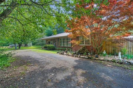 413 New Town Road NE, Calhoun, Georgia 30701