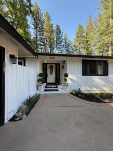 5685 Daisy Circle, Pollock Pines, Kalifornia 95726, USA