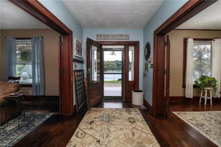 716 Front St., New Matamoras, West Virginia 45767