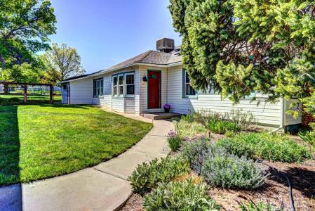 587 21 1/8 Road, Grand Junction, Colorado 81507