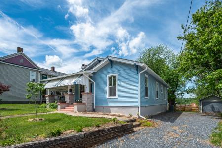 322 South Street, Bedford, Virginia 24523