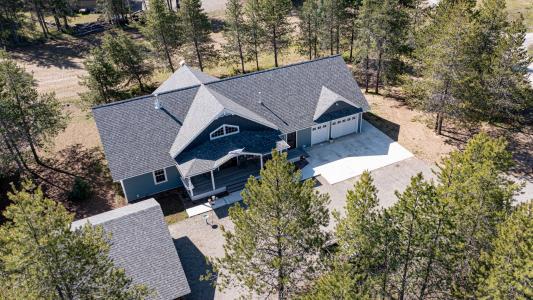 688 Champs Rd, Bonners Ferry, Idaho 83805, Estados Unidos