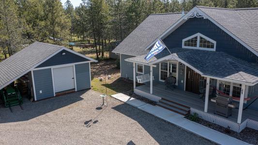 688 Champs Rd, Bonners Ferry, Idaho 83805, Estados Unidos