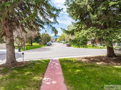 384 Skyline Drive, POCATELLO, איידהו 83204, ארצות הברית של אמריקה 