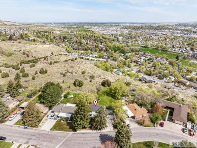 384 Skyline Drive, POCATELLO, איידהו 83204, ארצות הברית של אמריקה 