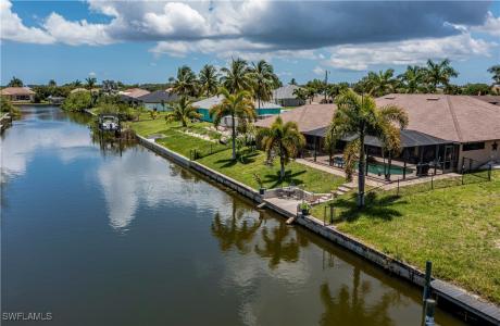 2128 SW 28th Lane, Cape Coral, Florida 33914