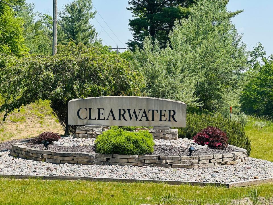 #55 Crystal Lane, Roscommon, Michigan 48653