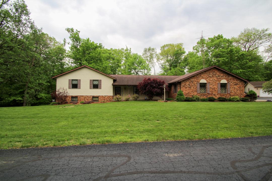 1790 W Apple Ave, West Terre Haute, インディアナ 47885, アメリカ合衆国