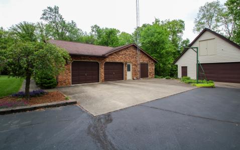 1790 W Apple Ave, West Terre Haute, インディアナ 47885, アメリカ合衆国