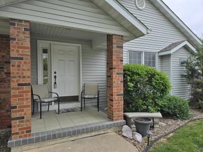 2704 Kings Pointe NE, Quincy, Illinois 62305, HOA KỲ