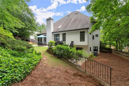 725 Danbridge Way, Roswell, Georgia 30076, USA