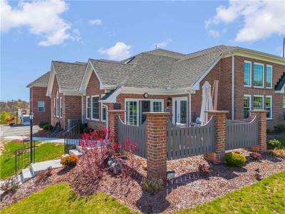 1548 Parkwood Pointe Drive, Crescent, Pennsylvania 15046, USA