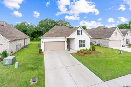 26879 Oak Lake Ln, Denham Springs, ルイジアナ 70726, アメリカ合衆国