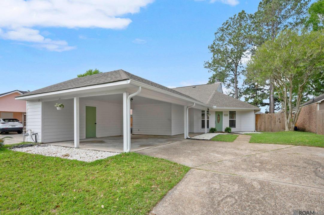 1636 W Fairview Dr, Baton Rouge, Louisiana 70816, USA