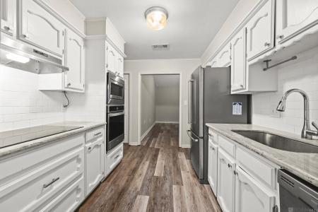 1636 W Fairview Dr, Baton Rouge, Louisiana 70816, USA