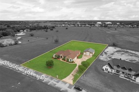 1310 Shadow Lakes Drive, Wills Point, Texas 75169