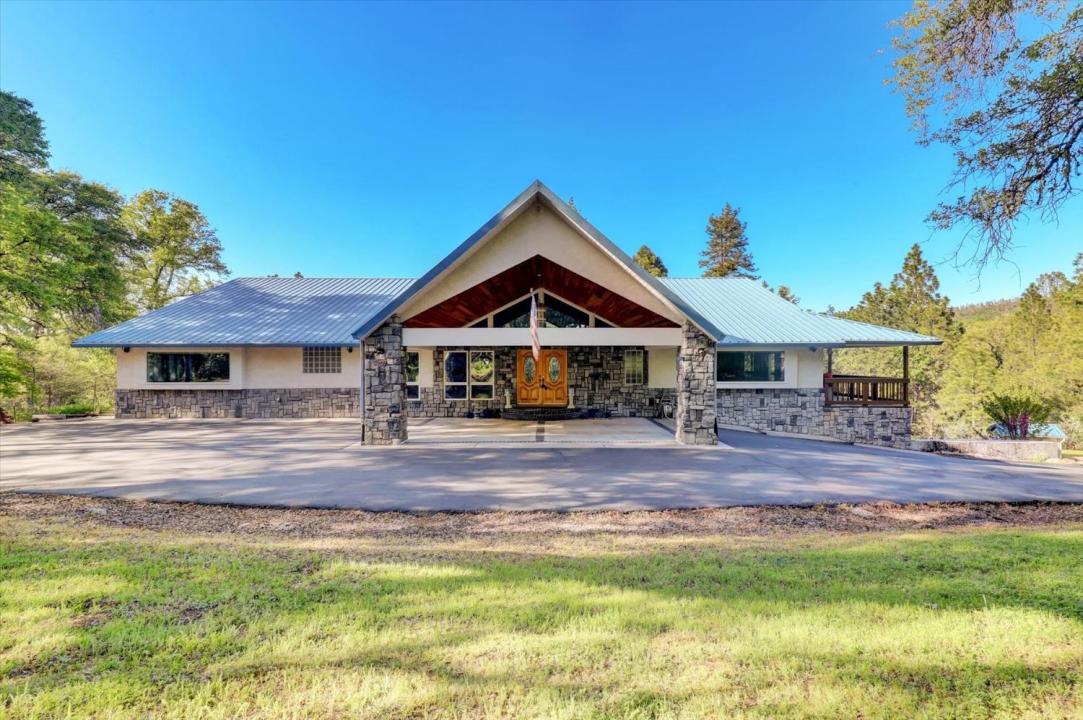 14508 Arrow Road, Penn Valley, Kalifornia 95946, USA