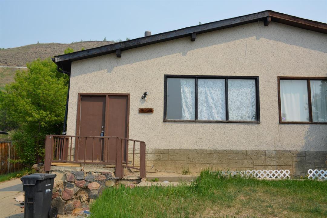 10333 110 AVENUE, Peace River, Alberta T8S 1K5, Canada