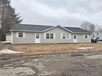 104 WATER  SOUTH STREET, Woodstock, New Brunswick E7M 1B7, Canada