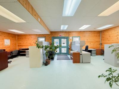 4002 Highway 17 East, Kenora, Ontario P9N 3X1, Canadá