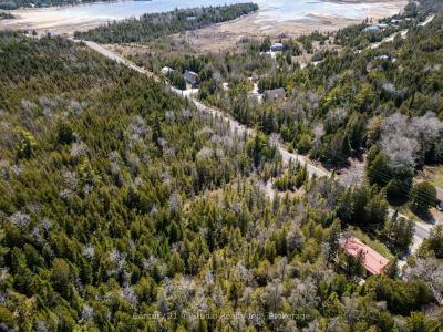647 PIKE BAY ROAD, Northern Bruce Peninsula, Ontario N0H 2T0, Canada