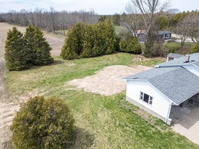 1185 HIGHWAY 6 N/A, South Bruce Peninsula, Ontario N0H 2T0, Canadá