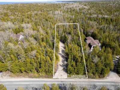 58 HARPUR DRIVE, Northern Bruce Peninsula, Ontario N0H 2R0, Canada