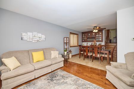 7 HUNTINGTON LANE, St. Catharines, Ontario L2S 3J5, Canada