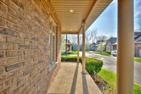 3232 MONTROSE ROAD, Niagara Falls, Ontario L2H 0E8, Canadá