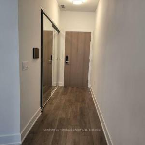 575 BLOOR STREET E, Toronto, Ontario M4W 0B2, Canadá