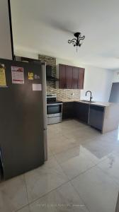 12 SALT DRIVE, Ajax, Ontario L1S 7P3, Kanada