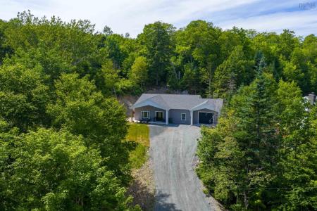 61 ARBOR HILL, Lake Echo, Nova Scotia B3E 1A4, Canada
