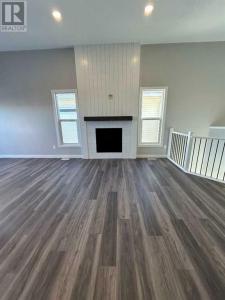 10625 113 STREET, Grande Prairie, Alberta T8V 1L1, Canada