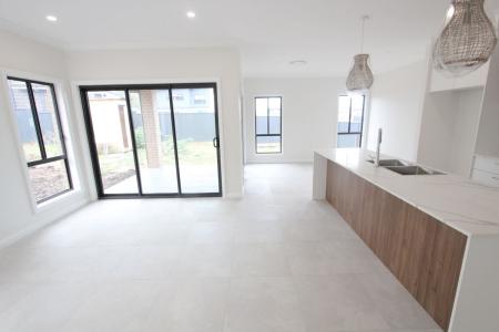 18 Seoul Avenue, Austral, NSW 2179, Australia