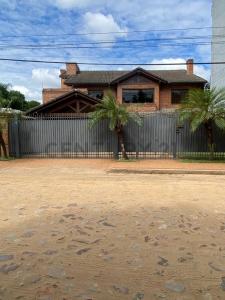 teniente ramon zavala casi stma trinidad 532, Mme. Lynch, Asunción 00001, Paraguai