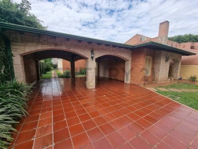 San Francisco entre Juan de Salazar y República de Siria , Mcal. López, Asunción 00001, Paraguai