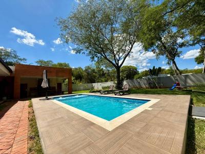 Calle Laguna azul , San Bernardino, Cordillera 00001, Paraguay