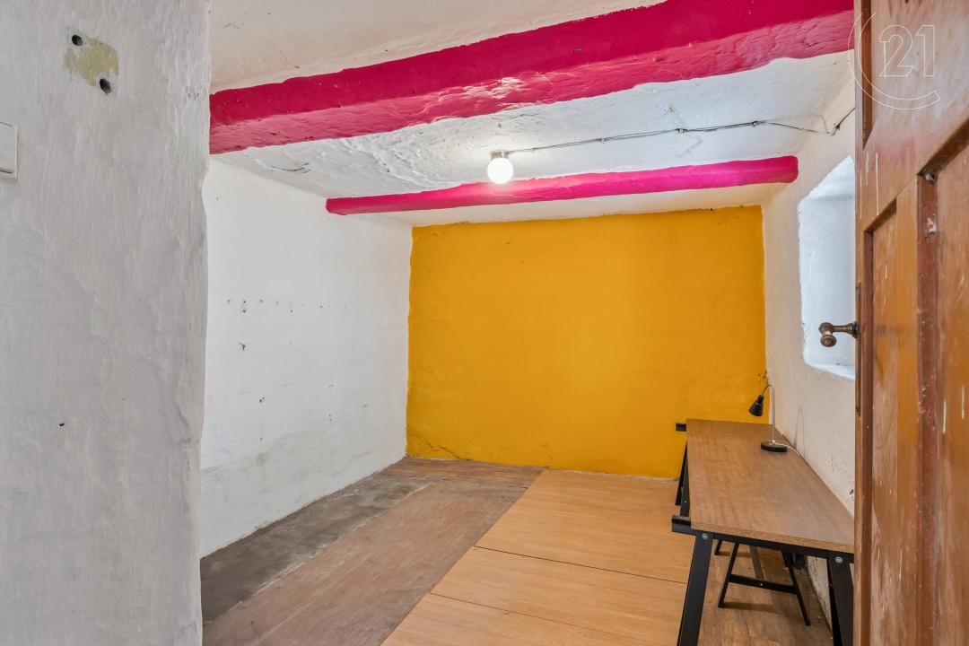 V Hamburku, Nižbor, Beroun 26705, 捷克共和國