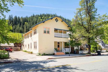 5423 Dunsmuir Ave, Dunsmuir, Kalifornia 96025-2453, USA