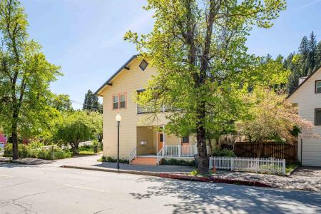 5423 Dunsmuir Ave, Dunsmuir, Kalifornia 96025-2453, USA