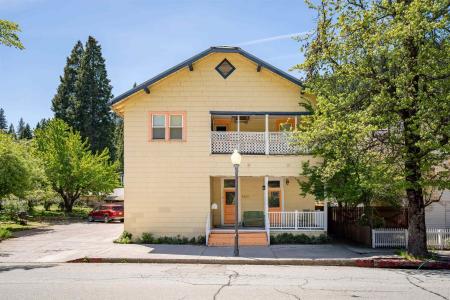 5423 Dunsmuir Ave, Dunsmuir, Kalifornia 96025-2453, USA