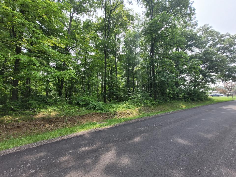 1246 Laurel Dr., West Salem, Ohio 44287