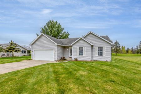 7515 Ryans Run, Canadian Lakes, Michigan 49346, USA