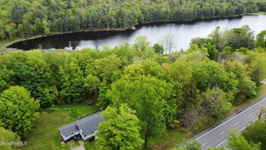 732 Main St, Becket, Massachusetts 01223, USA