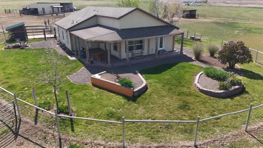 19397 Cloverland, Asotin, Washington 99402