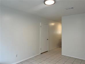 1053 SANDALWOOD Drive, Harvey, Louisiana 70058, USA