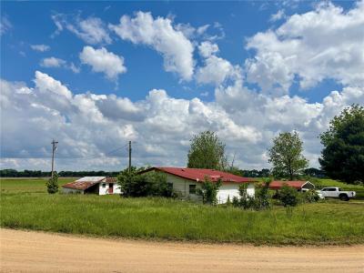 562 County Highway 611, New Madrid, Missouri 63869, USA