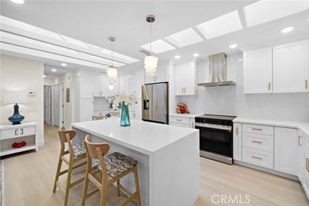 663 Via Los Altos , Q, Laguna Woods, カリフォルニア 92637, アメリカ合衆国