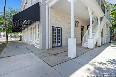 2024 S Flores, San Antonio, Texas 78204
