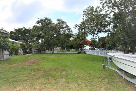 48 Shoreland Drive, Key Largo, Florida 33037, USA